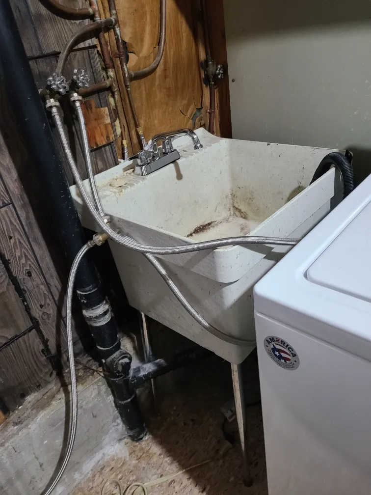 Faucet, Pipe & Toilet Repairs in Burnaby by Mario Plumbing